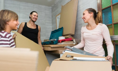 Removal team handling central London move near Mayfair apartments